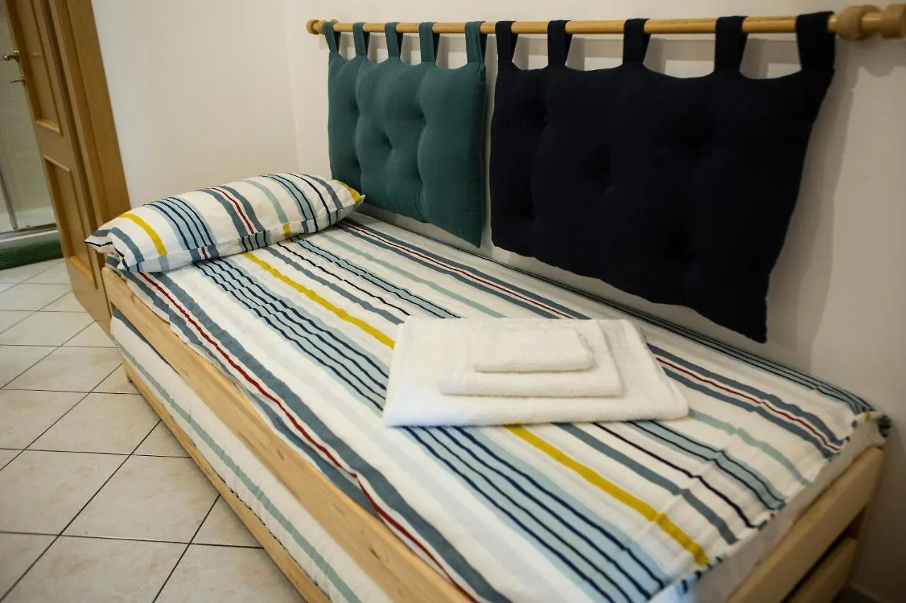 Bnb Al Centro E Meglio, Napoli Apartment  Naples