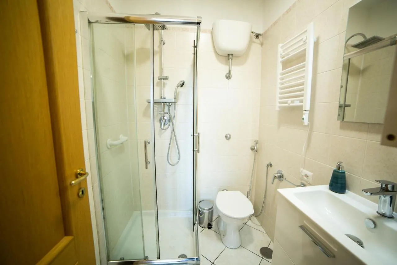 Bnb Al Centro E Meglio, Napoli Apartment Naples