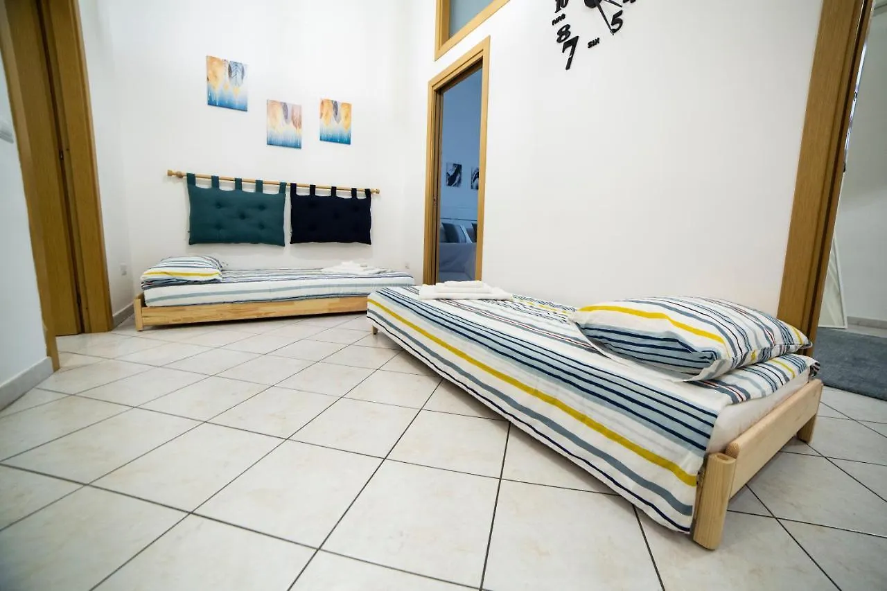 Bnb Al Centro E Meglio, Napoli Apartment  Naples