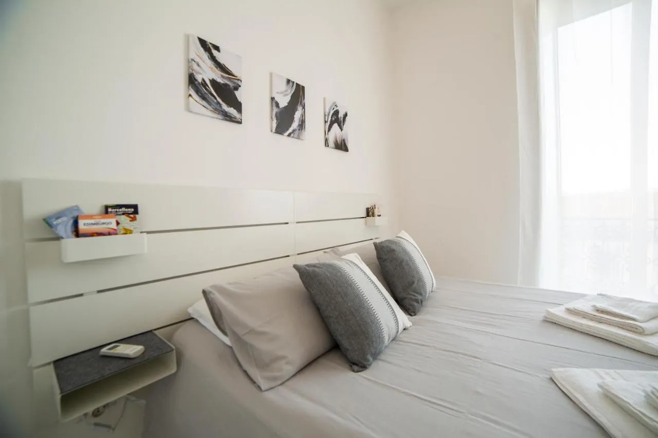 Bnb Al Centro E Meglio, Napoli Apartment  Naples